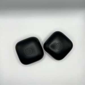 Powerbeats Pro True Wireless CASE ONLY
